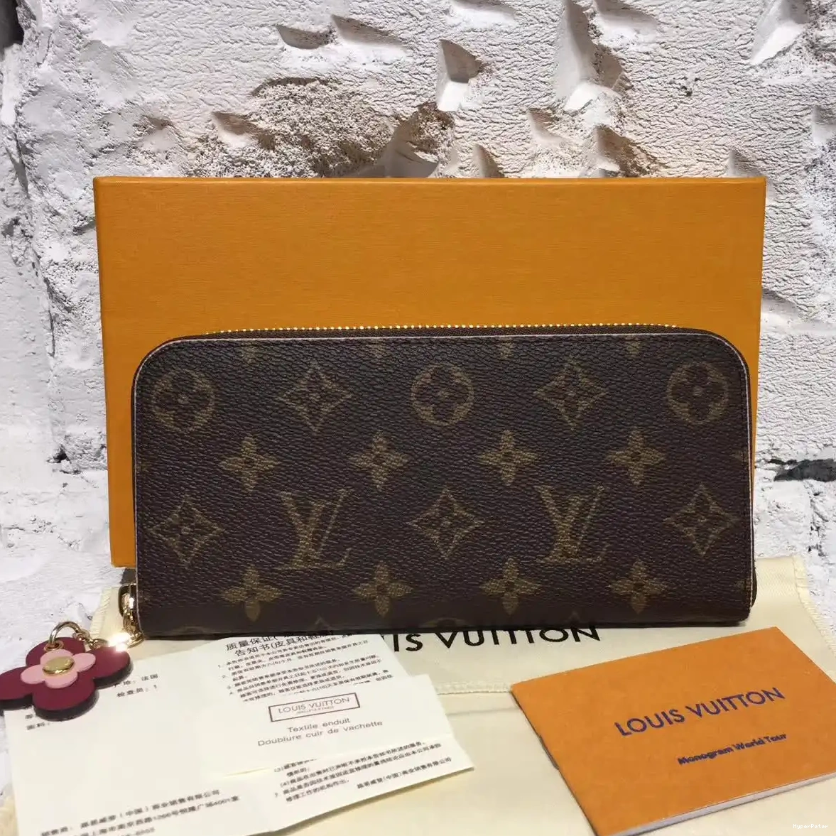 wallet Louis CHANELEMENCE Vuitton 0622